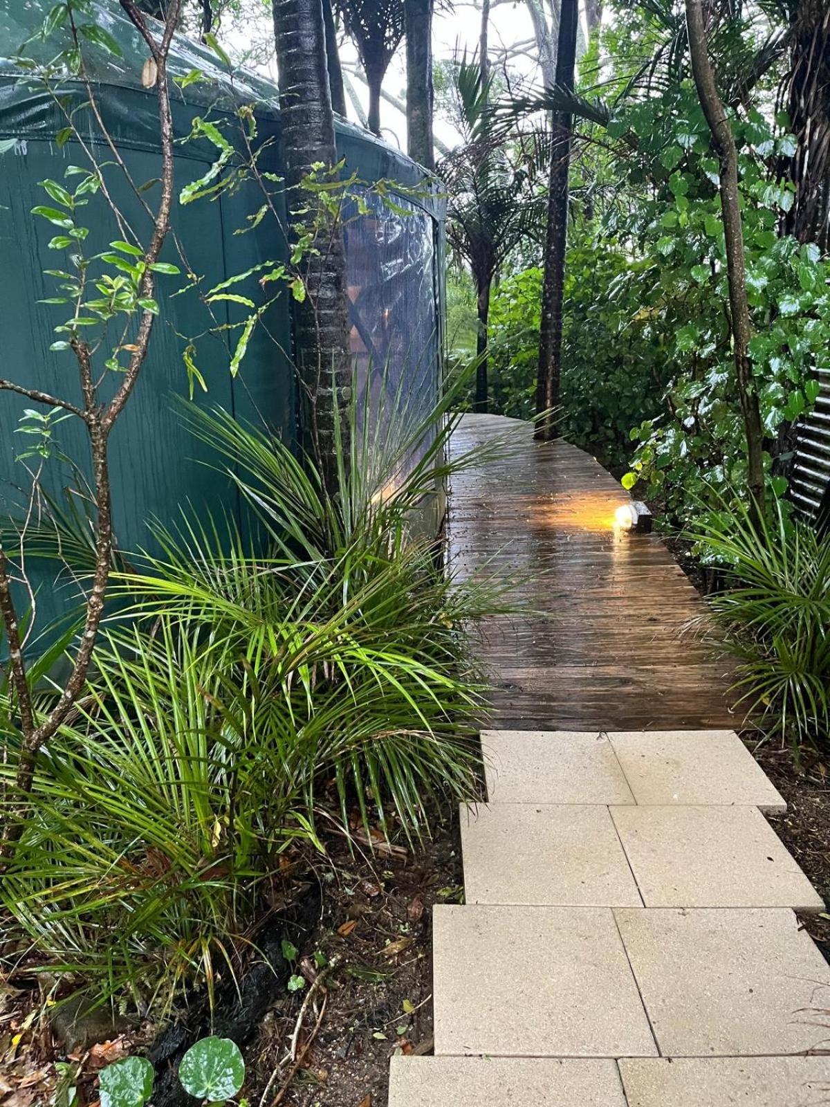 Nikau Sanctuary Hotel Raglan Buitenkant foto